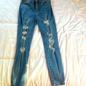 Women’s high rise skinny jeans